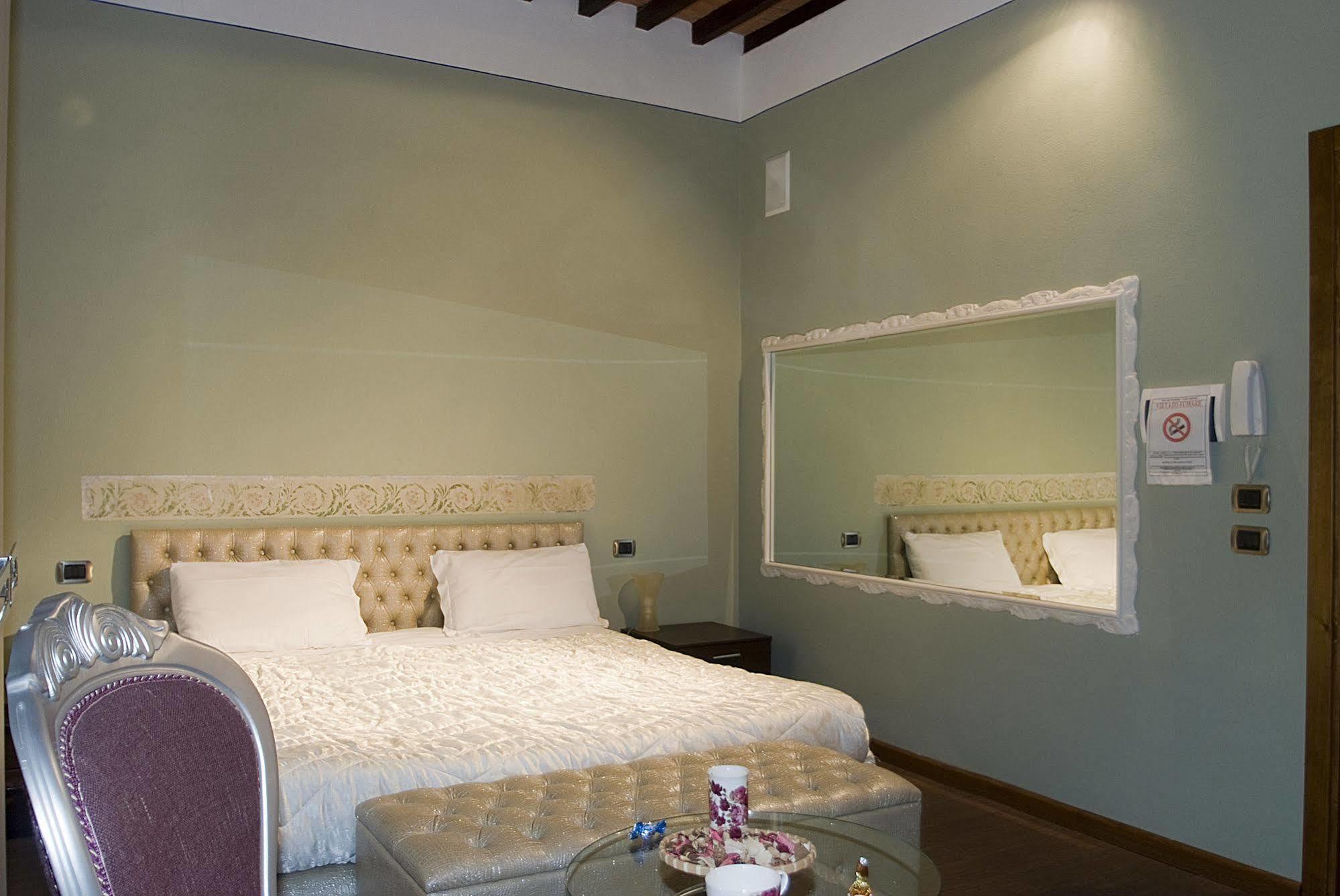 Vicolo Dell'Oste Hotel Montepulciano Bagian luar foto
