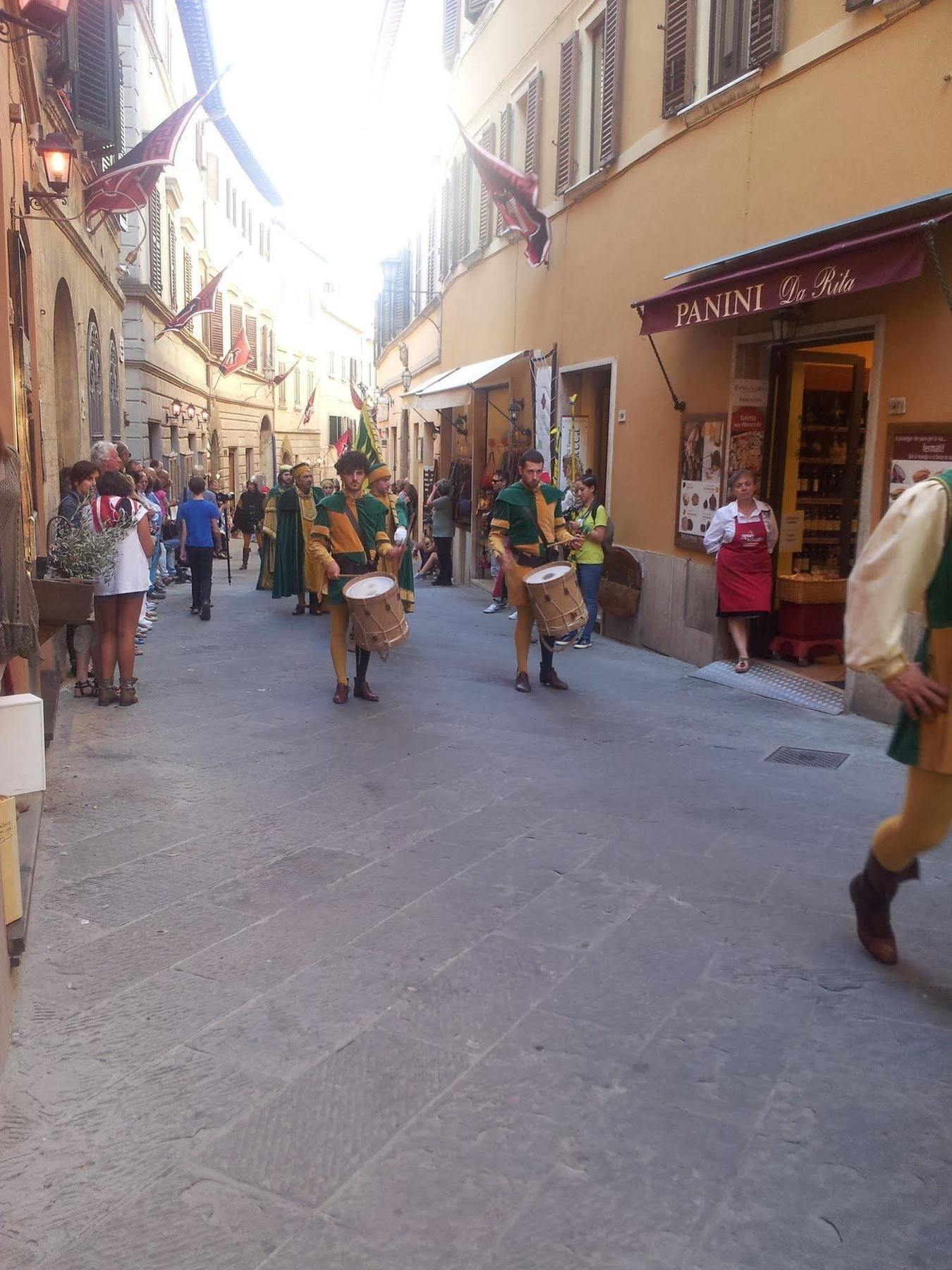 Vicolo Dell'Oste Hotel Montepulciano Bagian luar foto