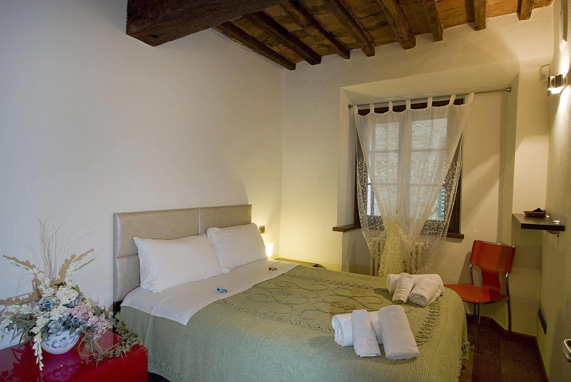 Vicolo Dell'Oste Hotel Montepulciano Bagian luar foto